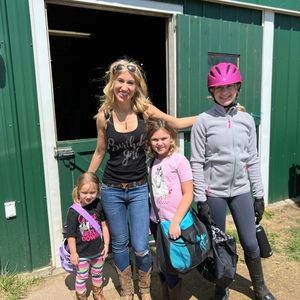 Meet your Posher, Anne